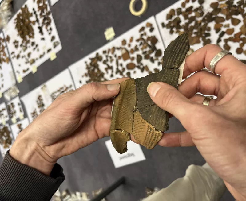 An image from the process to refit the pottery fragments found at the site.